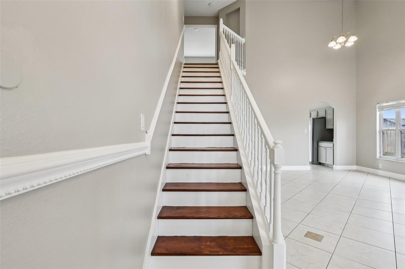 Image 3 of 36 For 7694 Country Run Parkway