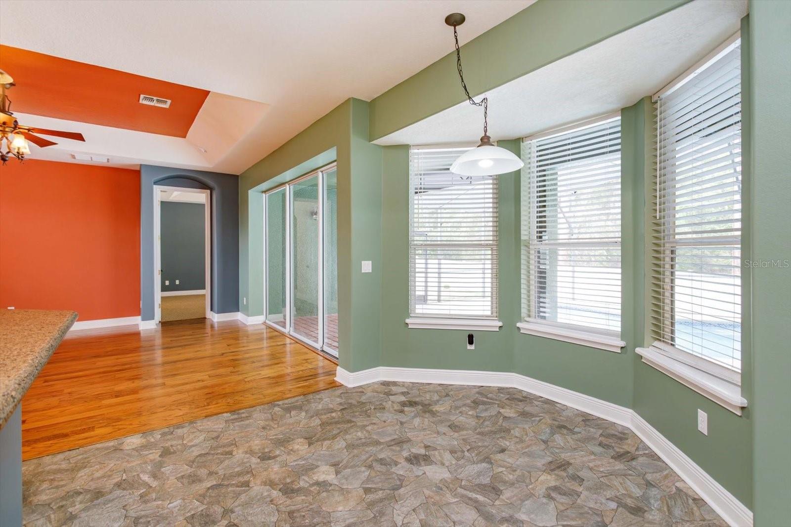 Image 21 of 43 For 2348 Northumbria Drive