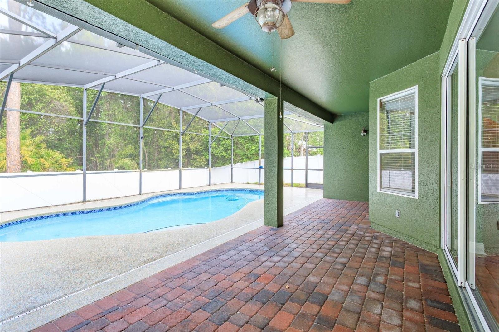 Image 32 of 43 For 2348 Northumbria Drive