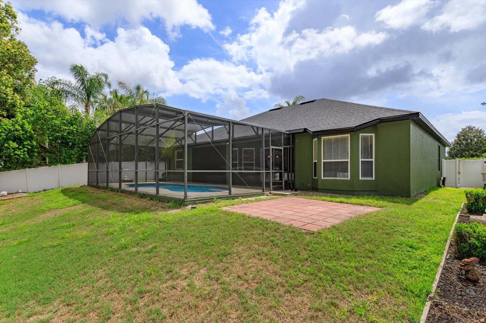 Image 36 of 43 For 2348 Northumbria Drive