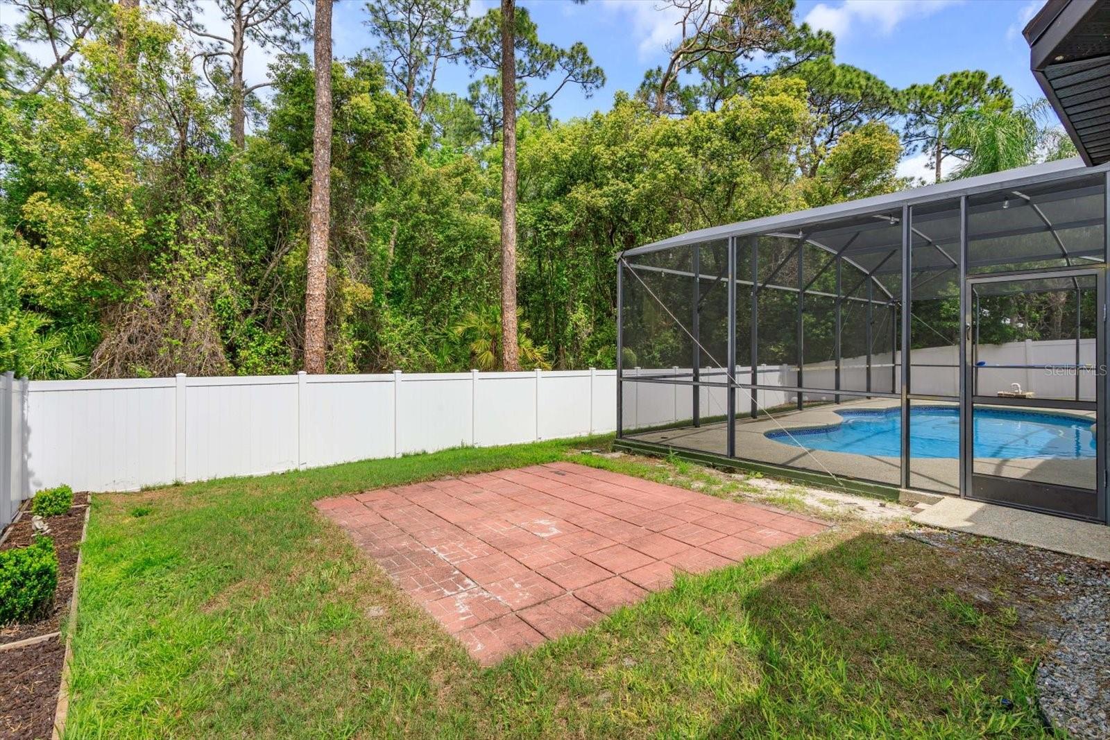 Image 37 of 43 For 2348 Northumbria Drive