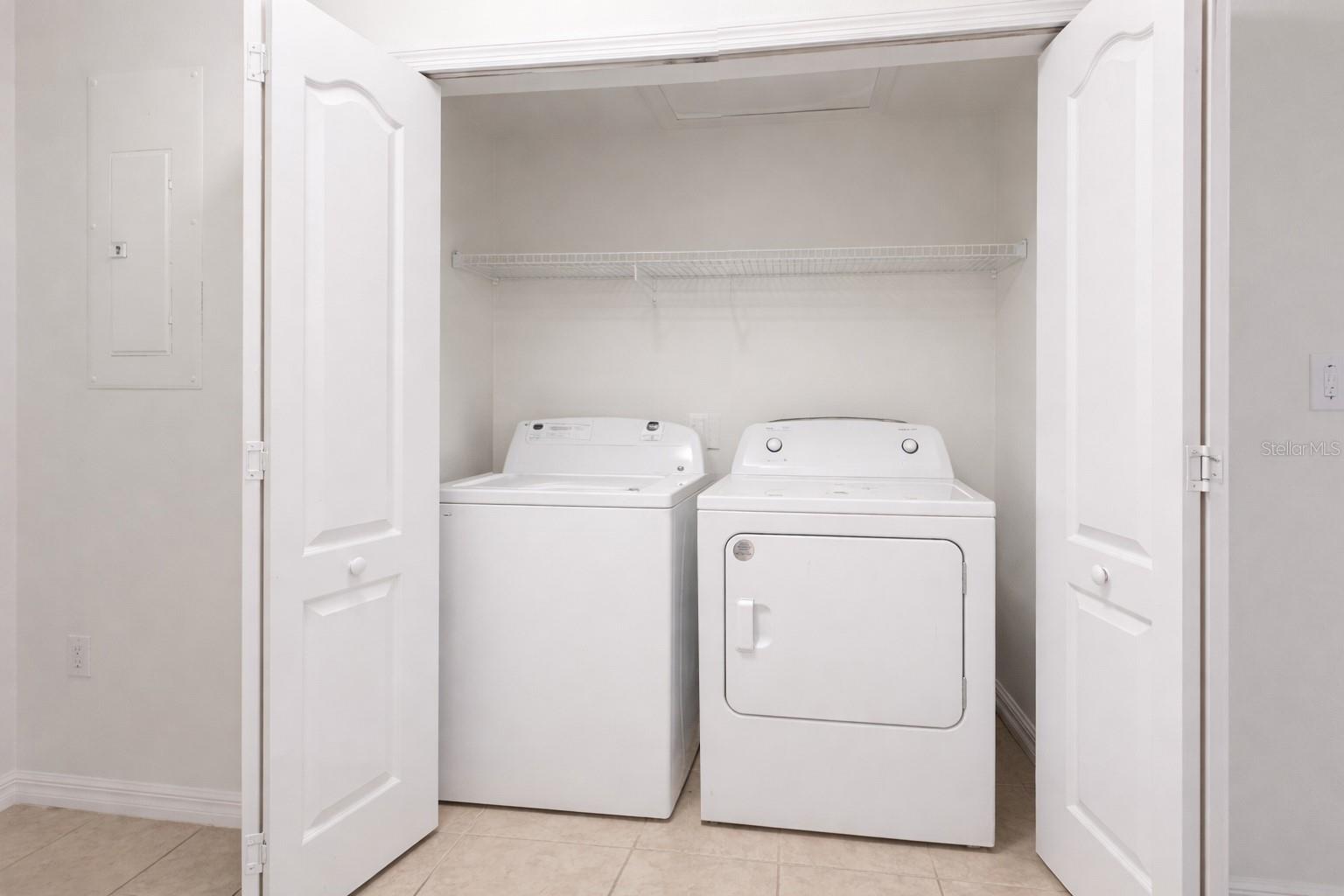 Image 10 of 12 For 9 Wheeler Place A, B