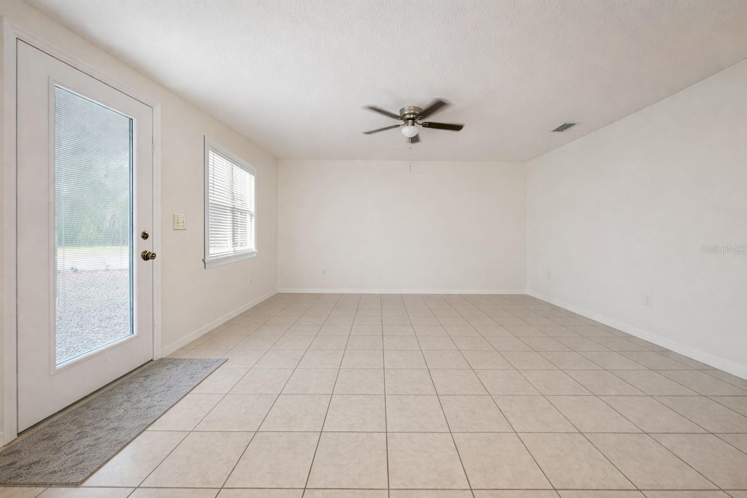 Image 5 of 12 For 9 Wheeler Place A, B