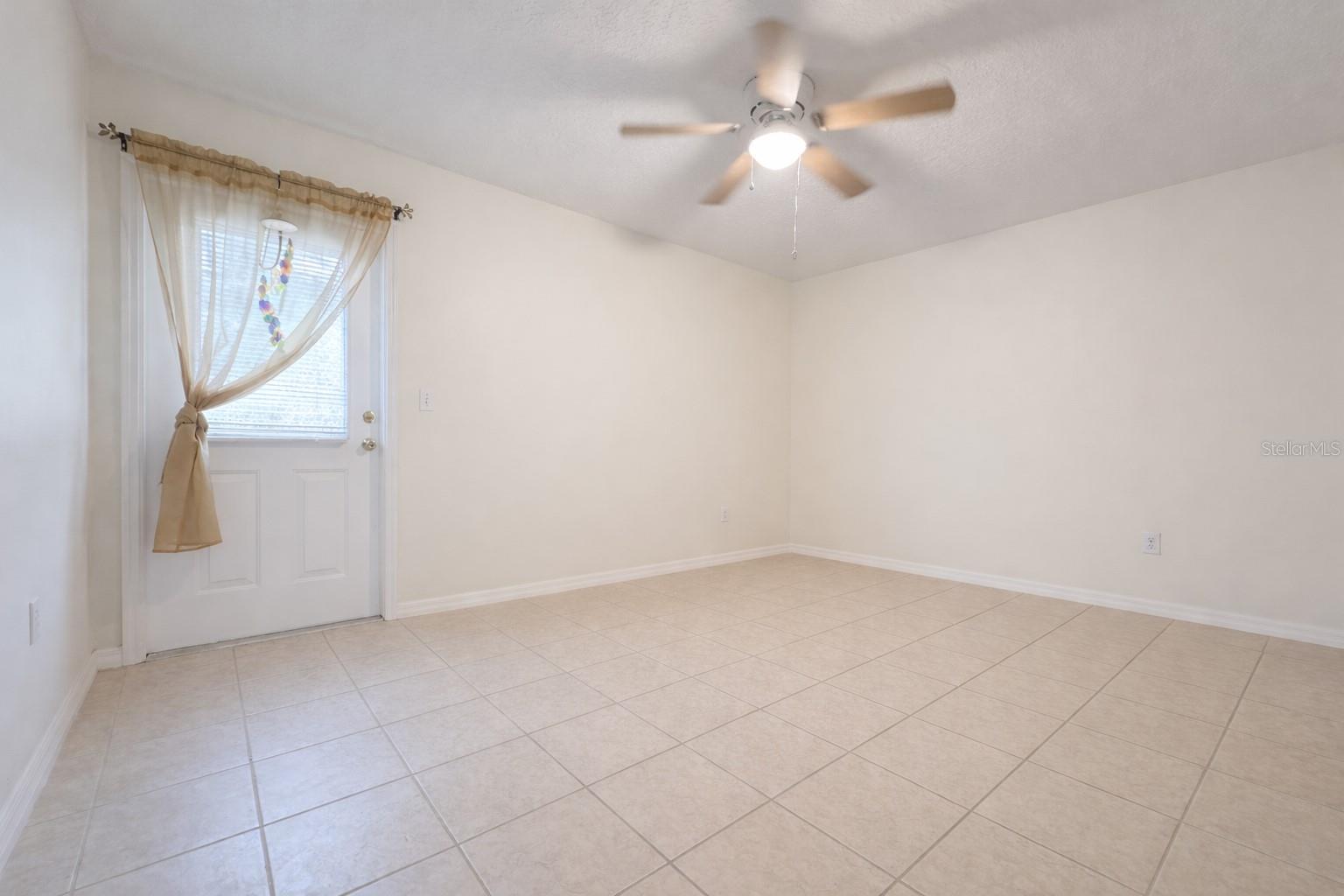 Image 8 of 12 For 9 Wheeler Place A, B