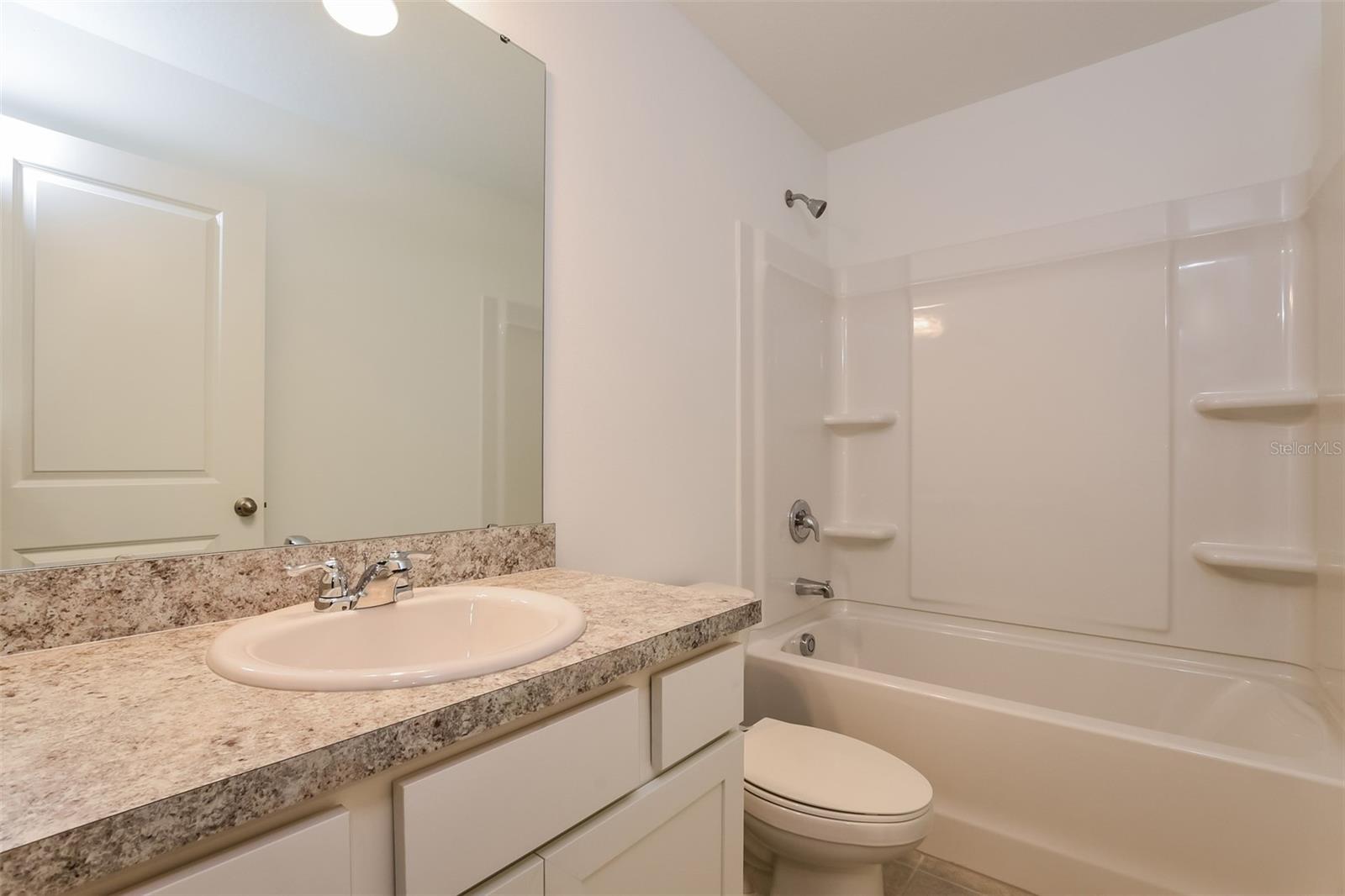 Image 14 of 15 For 2084 Hemingway Circle