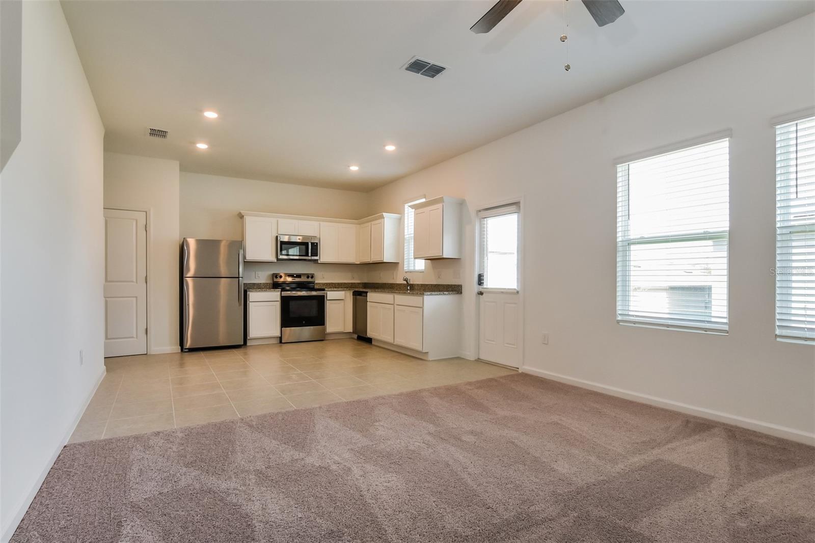 Image 3 of 15 For 2084 Hemingway Circle