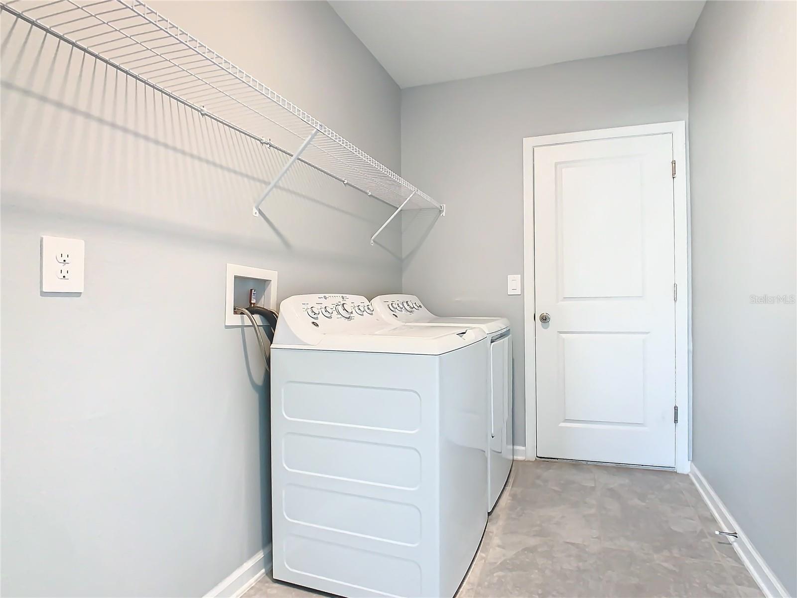 Image 20 of 35 For 1033 Holden Way