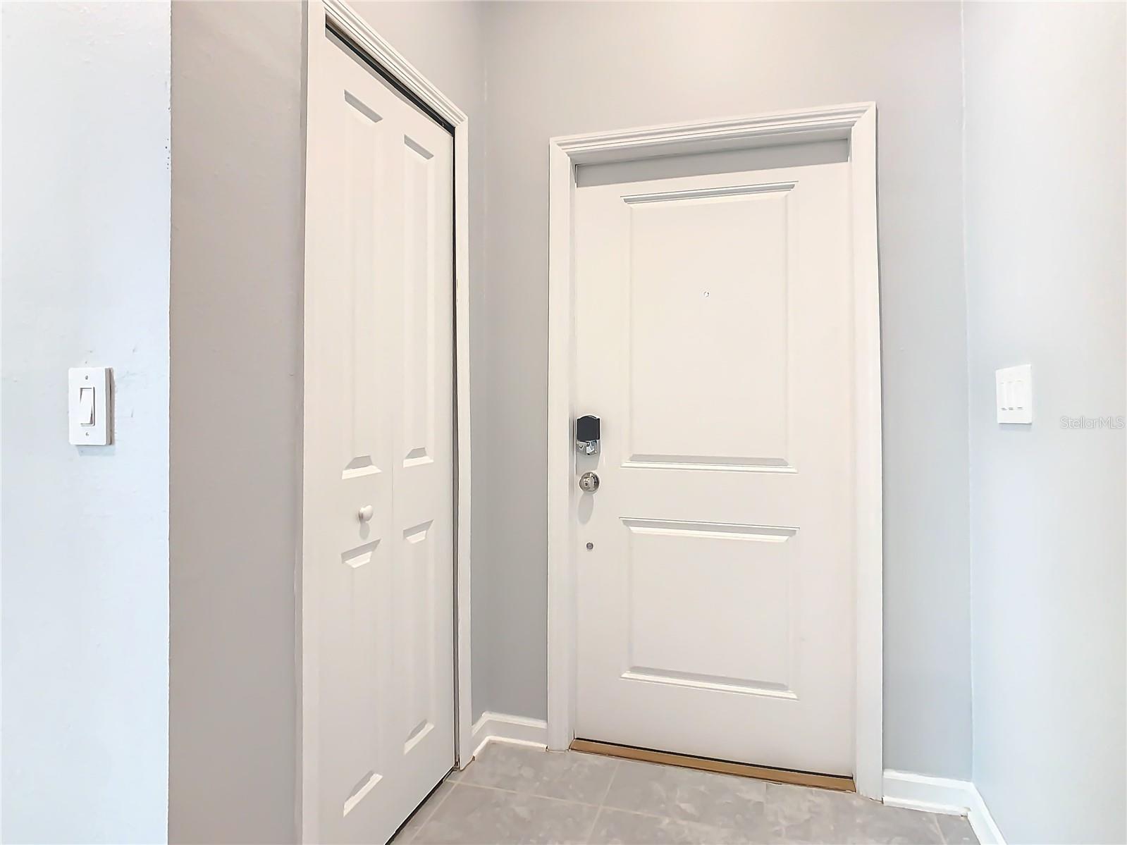 Image 22 of 35 For 1033 Holden Way