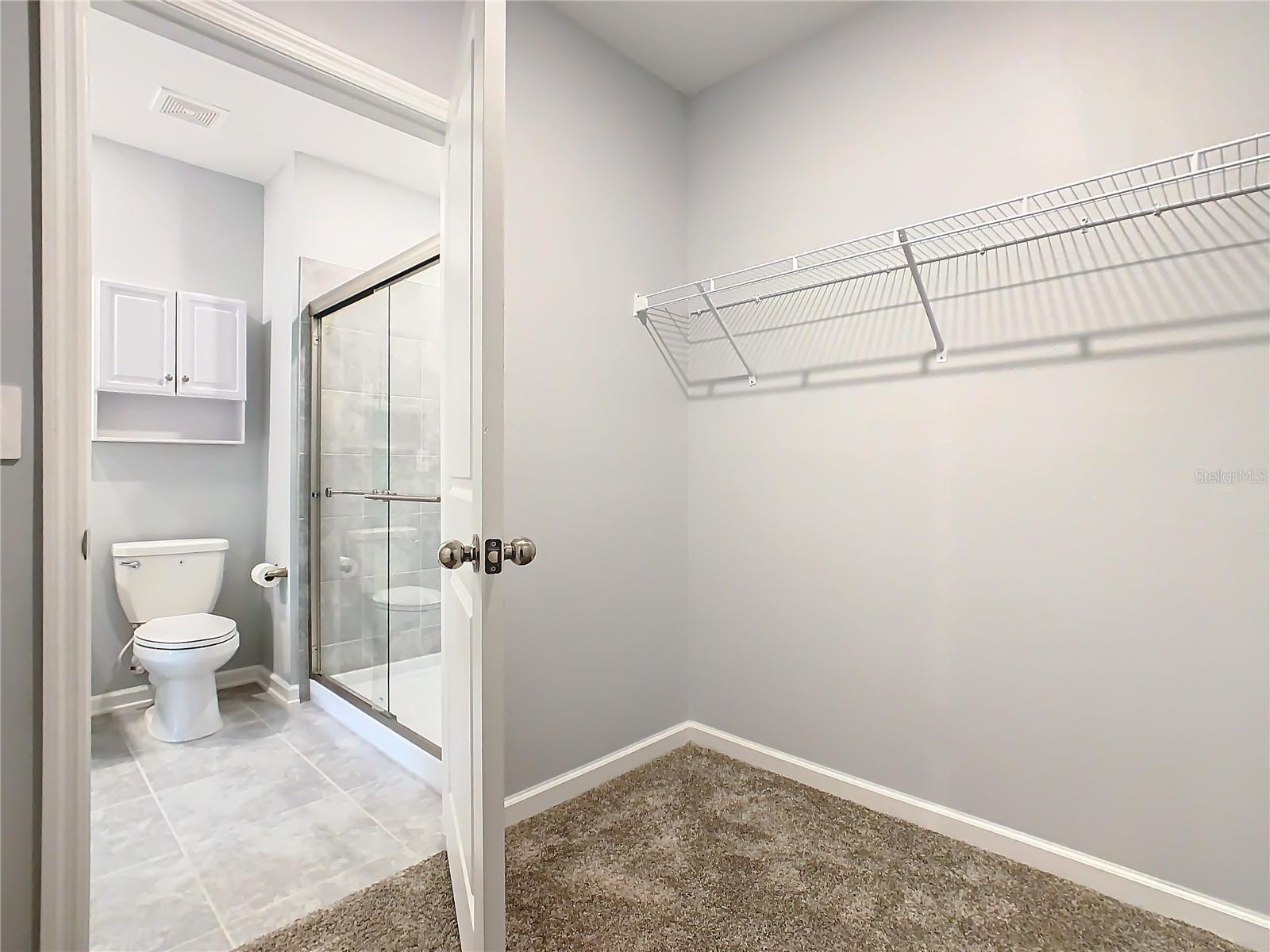 Image 31 of 35 For 1033 Holden Way