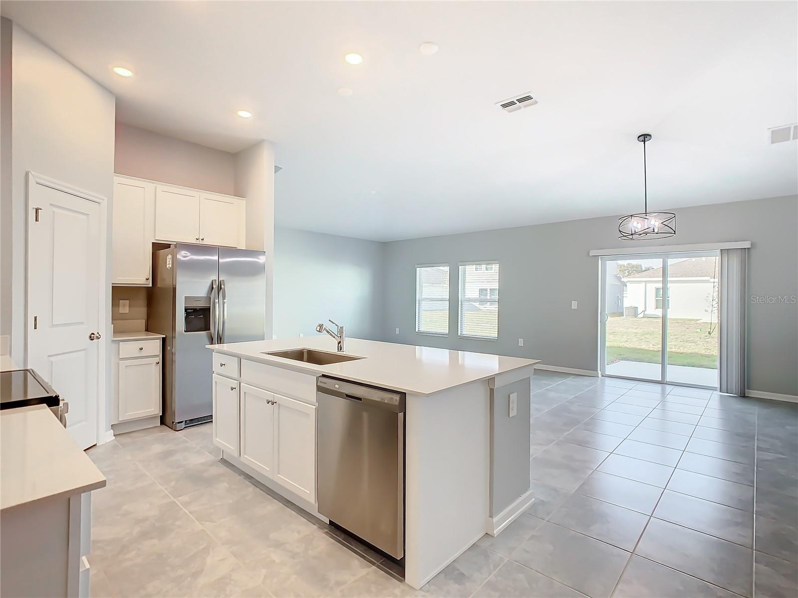 Image 8 of 35 For 1033 Holden Way