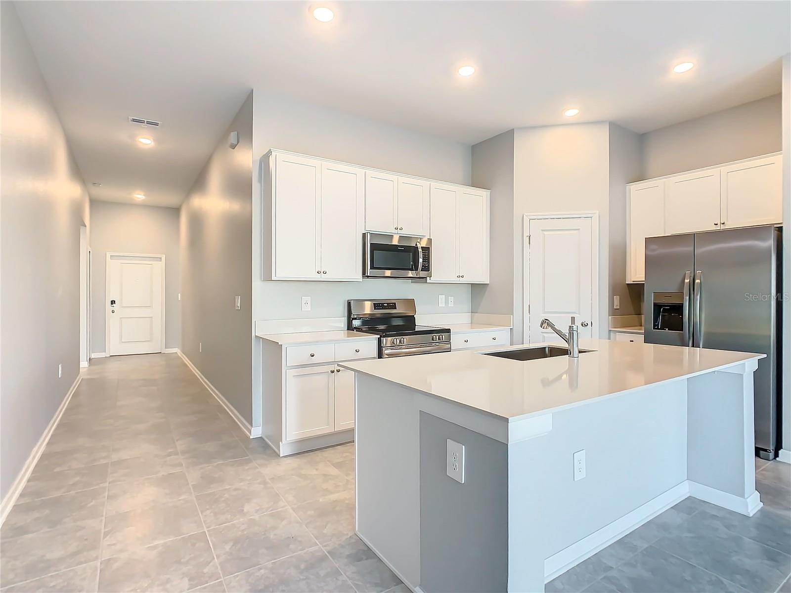 Image 9 of 35 For 1033 Holden Way