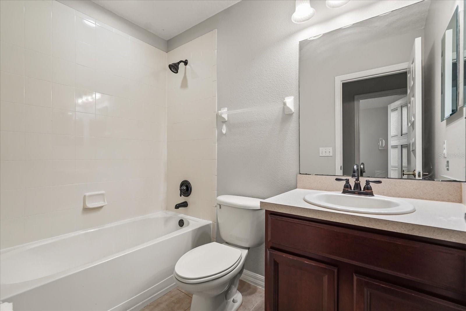 Image 17 of 32 For 13536 Tea Rose Way 119