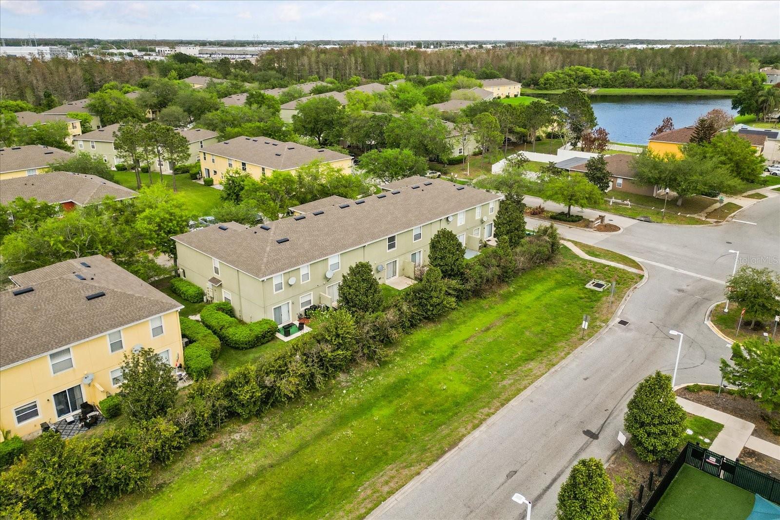 Image 28 of 32 For 13536 Tea Rose Way 119