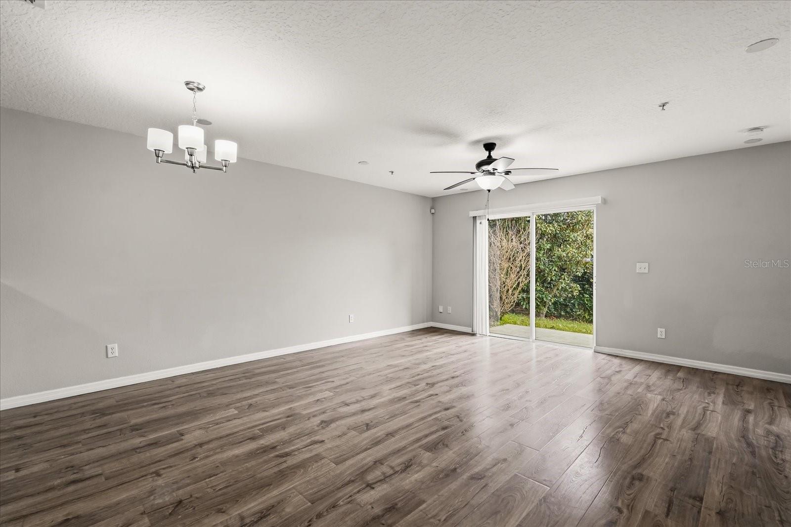 Image 6 of 32 For 13536 Tea Rose Way 119