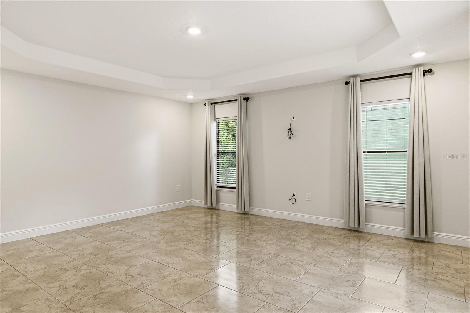 Image 24 of 50 For 4821 Falcon Boulevard