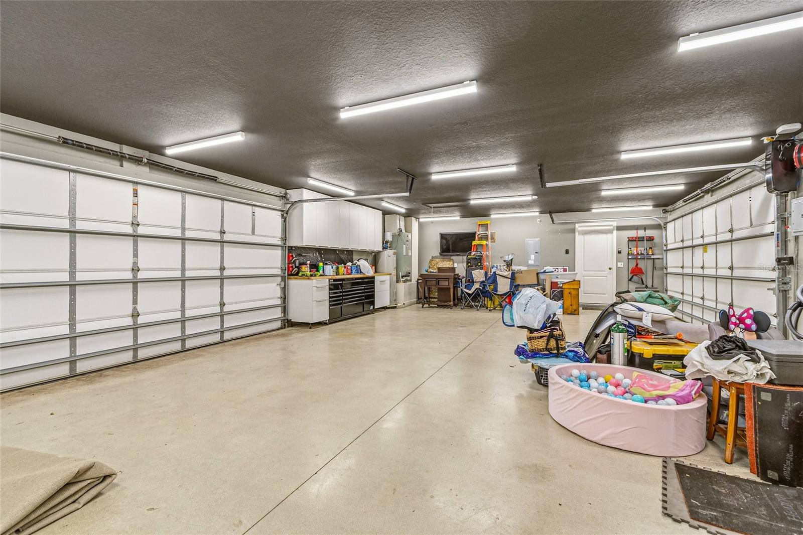 Image 36 of 50 For 4821 Falcon Boulevard