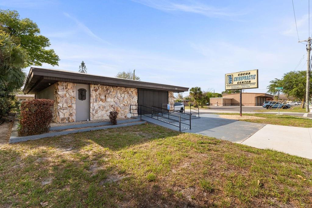 Image 22 of 27 For 111 Fiske Boulevard