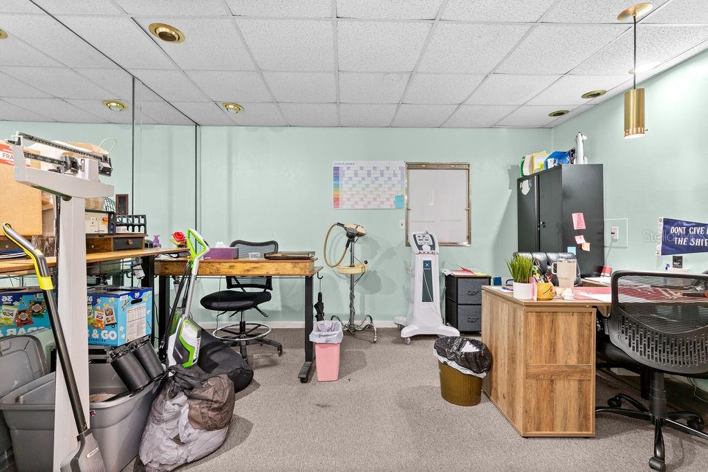 Image 7 of 27 For 111 Fiske Boulevard