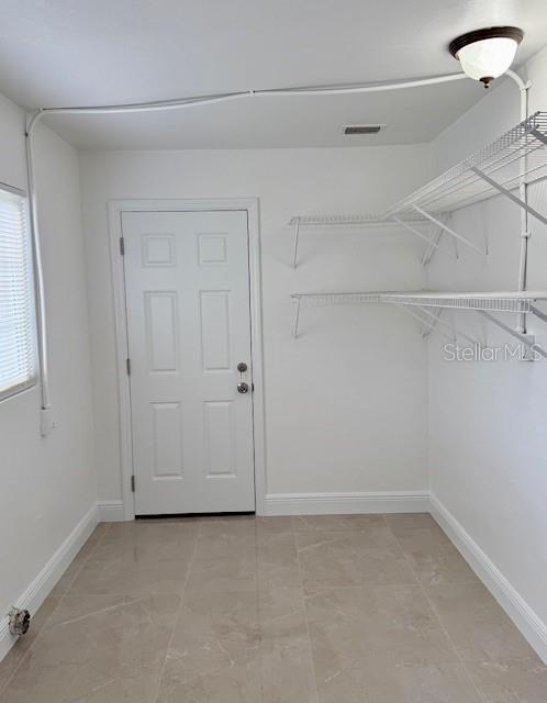 Image 34 of 44 For 1337 Lake Asher Circle