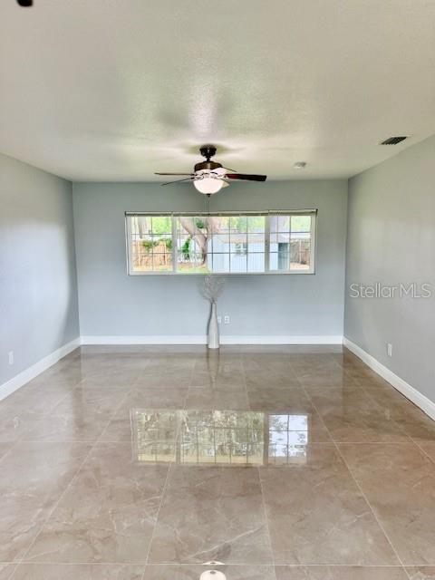 Image 8 of 44 For 1337 Lake Asher Circle