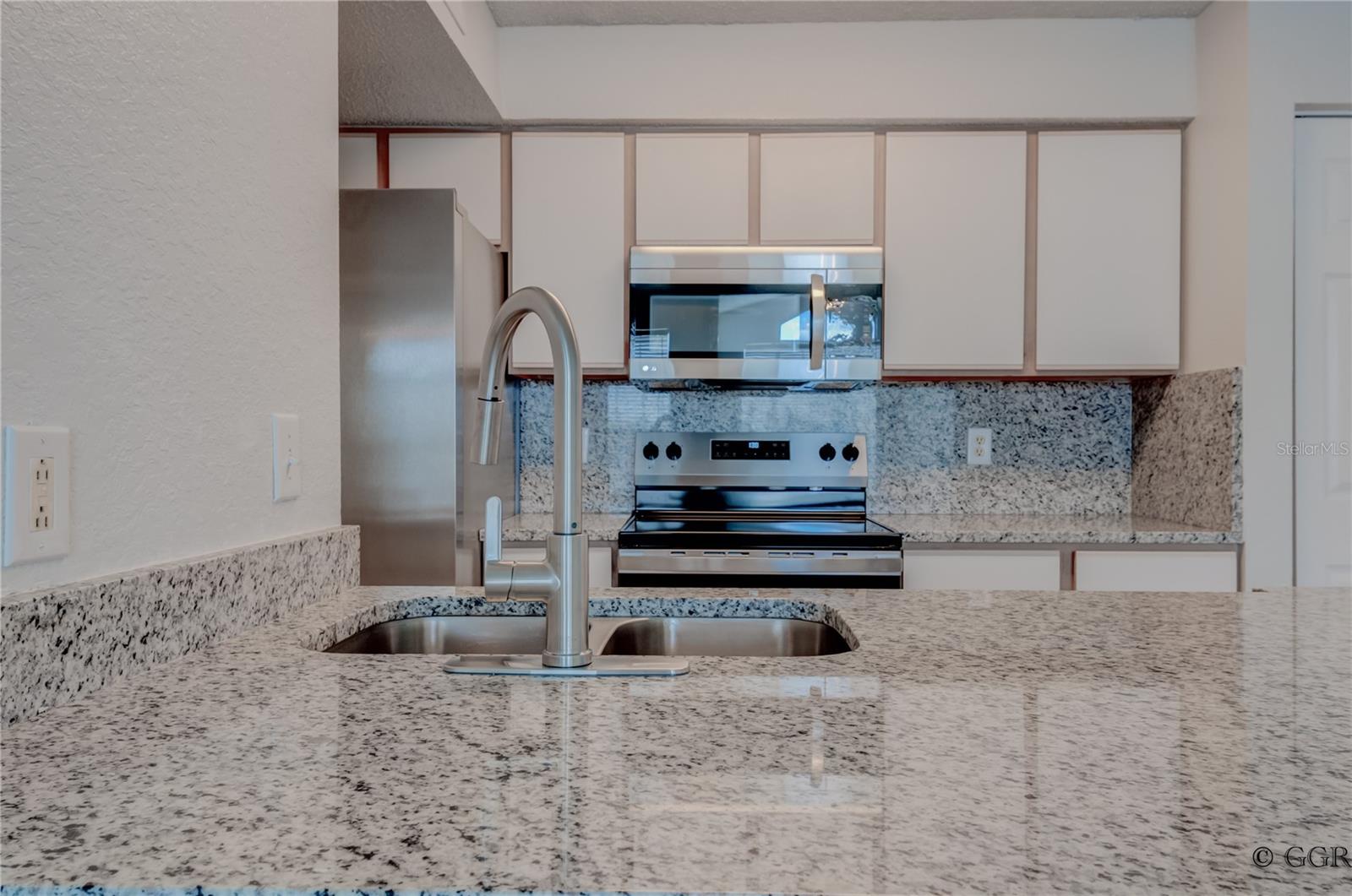 Image 18 of 28 For 2210 Grand Cayman Court 1731