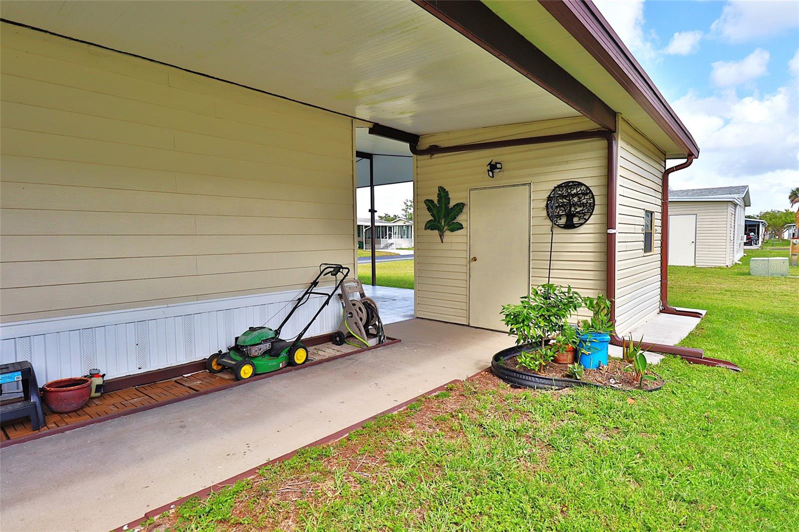 Image 12 of 18 For 3906 Chinaberry Place