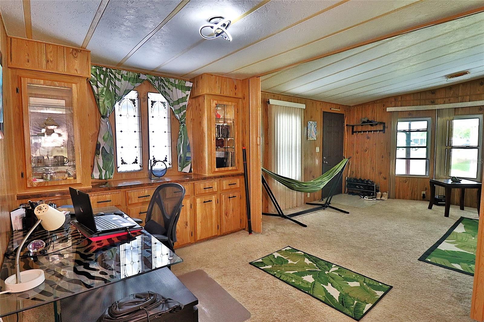 Image 4 of 18 For 3906 Chinaberry Place