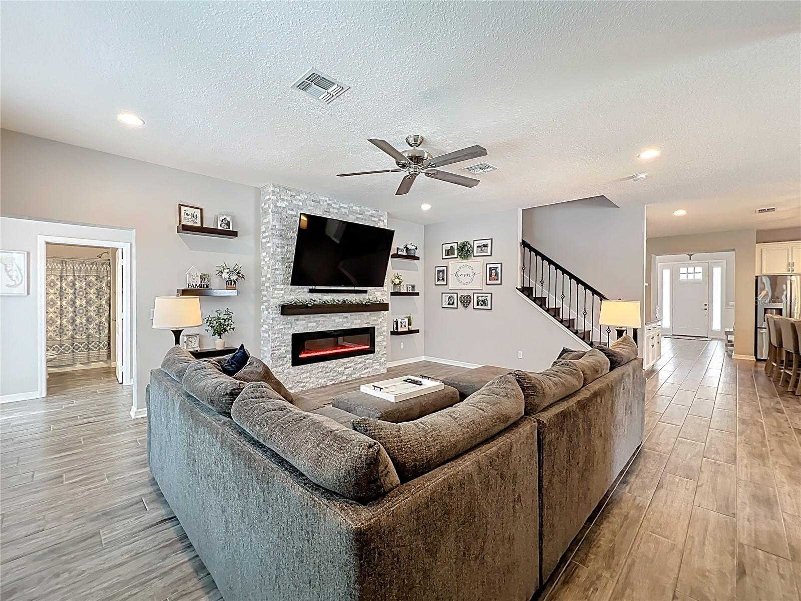 Image 30 of 92 For 2676 Estuary Loop