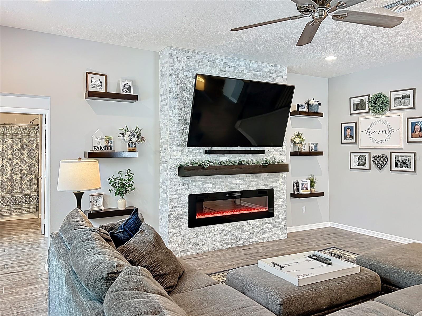 Image 31 of 92 For 2676 Estuary Loop