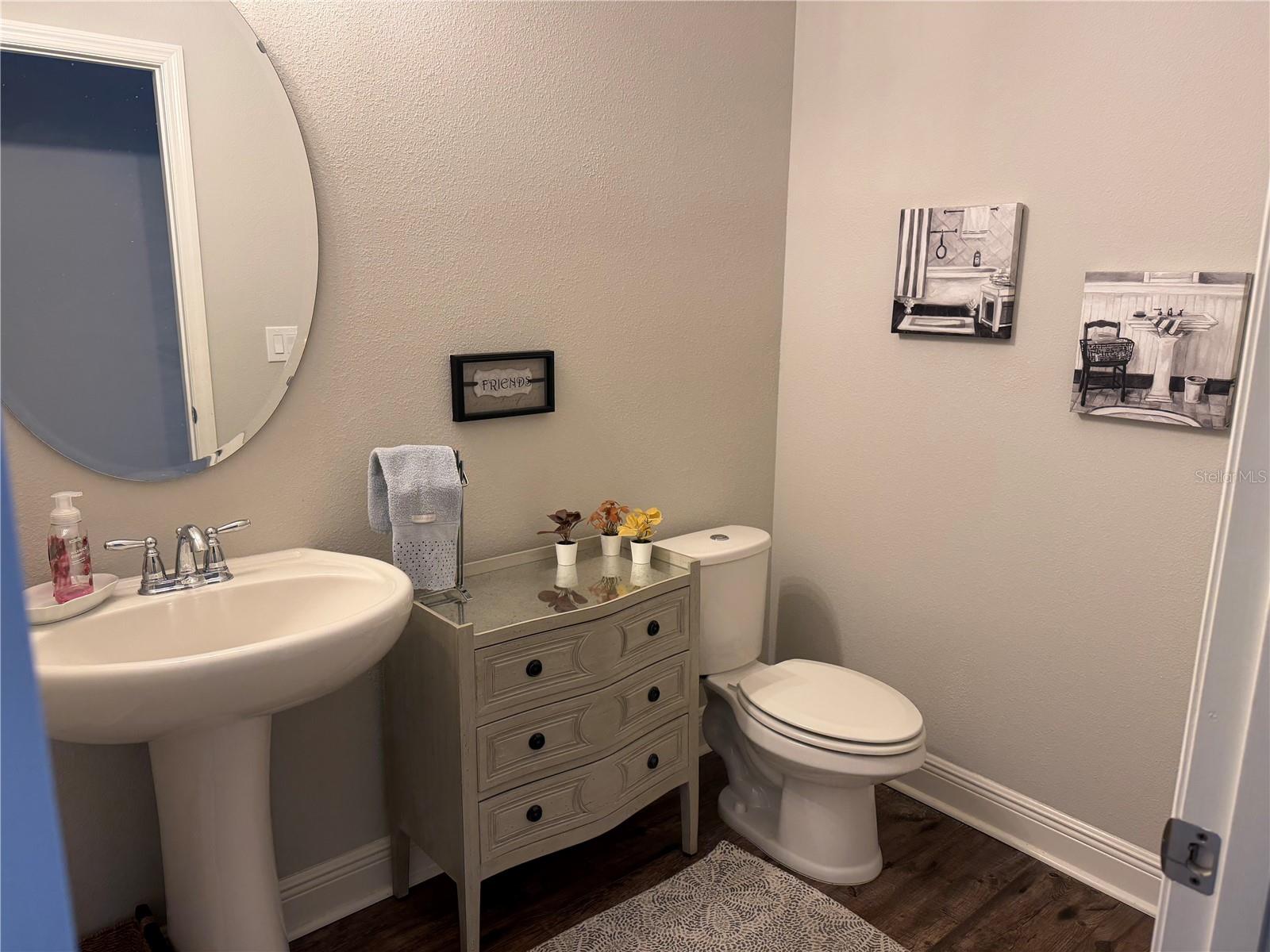 Image 11 of 66 For 6154 Hamlin Reserve Boulevard