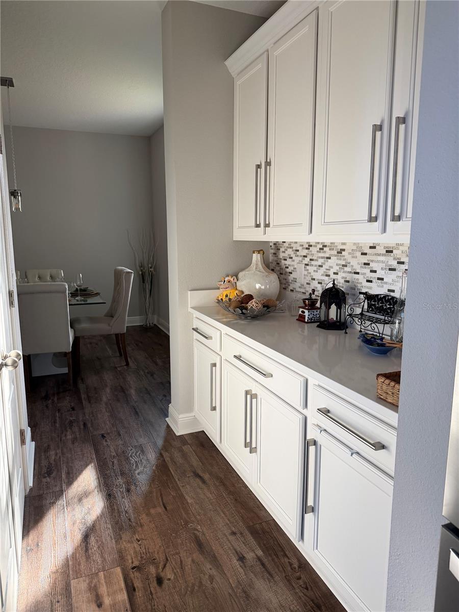 Image 13 of 66 For 6154 Hamlin Reserve Boulevard