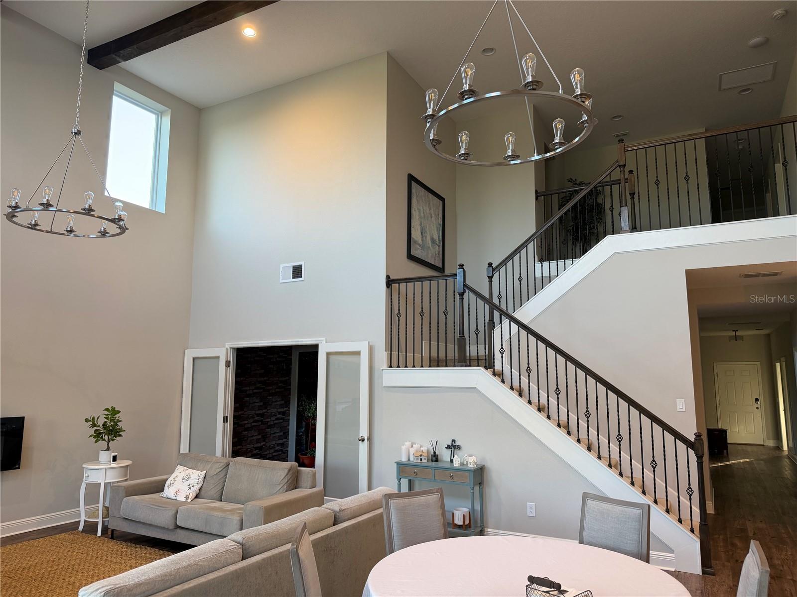 Image 27 of 66 For 6154 Hamlin Reserve Boulevard