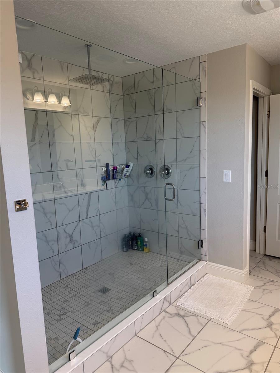 Image 37 of 66 For 6154 Hamlin Reserve Boulevard