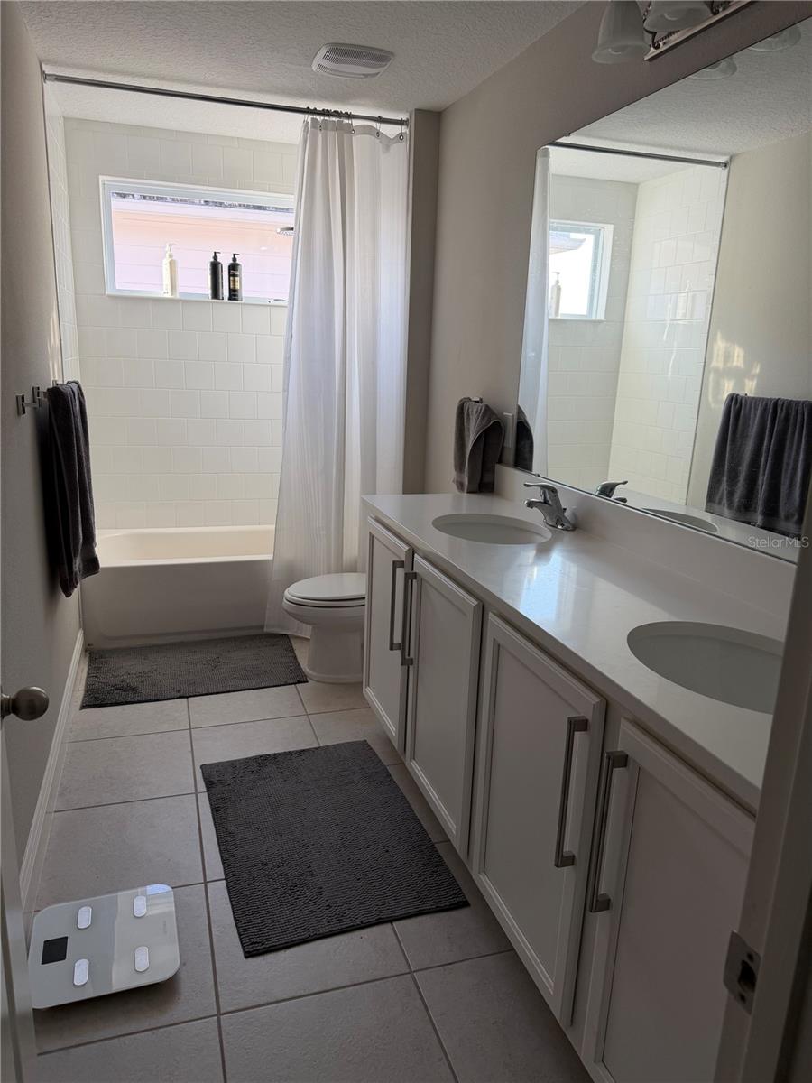 Image 44 of 66 For 6154 Hamlin Reserve Boulevard