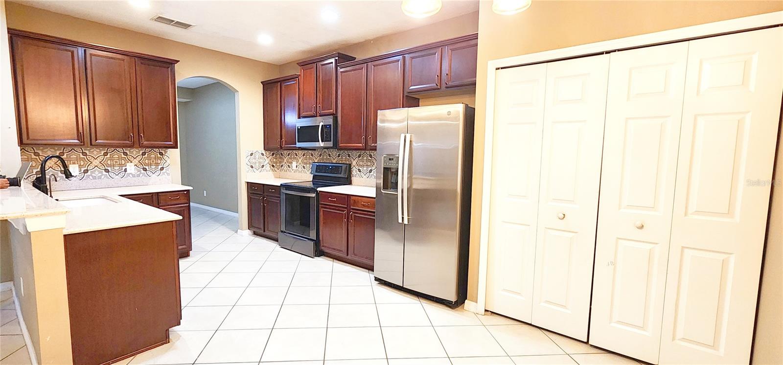 Image 12 of 58 For 1116 Limestone Run