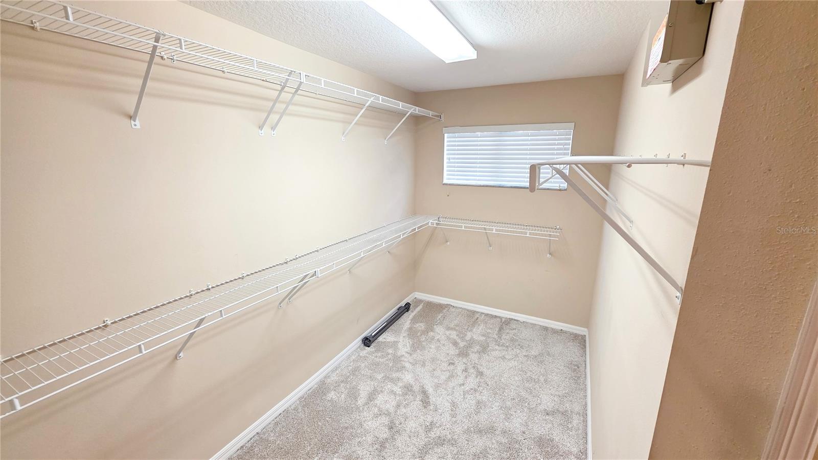 Image 40 of 58 For 1116 Limestone Run