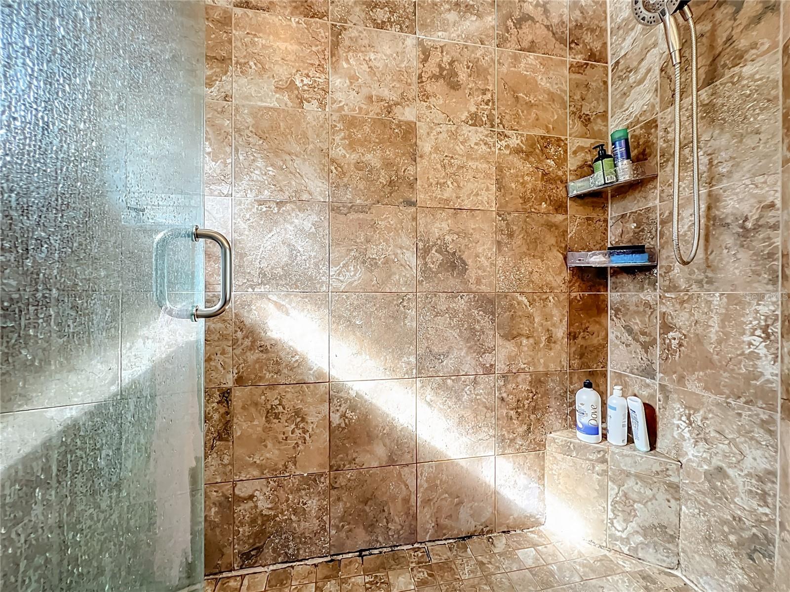 Image 43 of 58 For 1116 Limestone Run