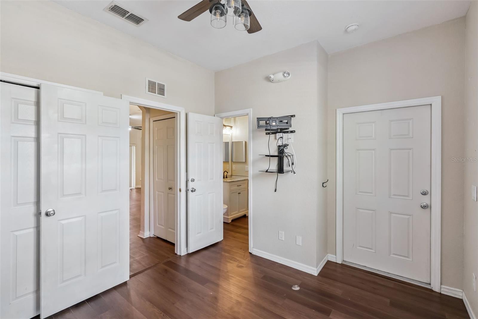 Image 12 of 20 For 114 Bergamo Drive