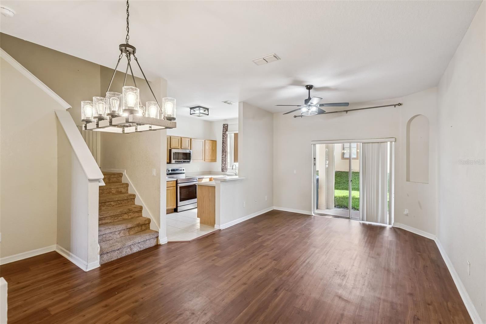 Image 3 of 20 For 114 Bergamo Drive