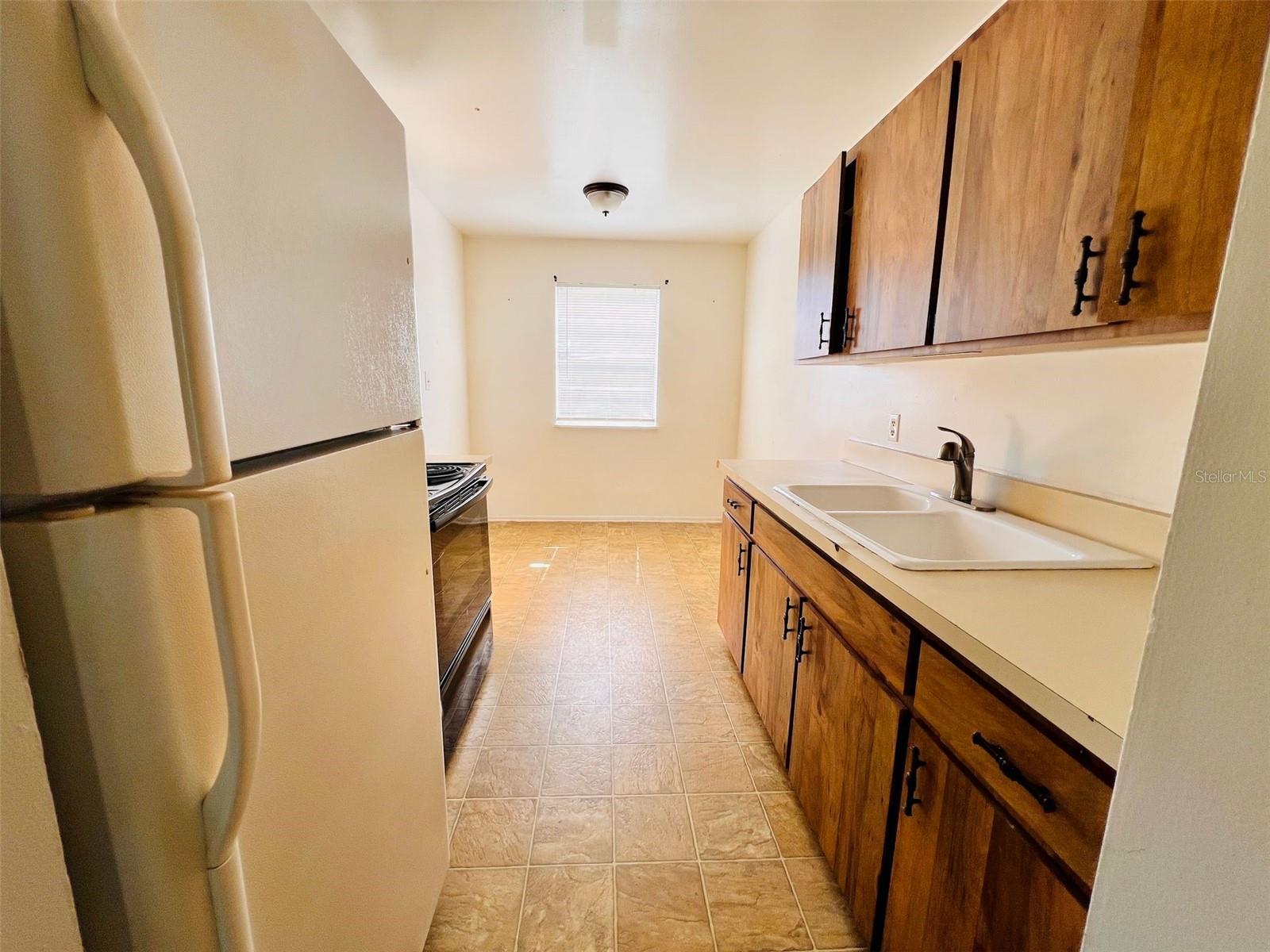 Image 7 of 13 For 2192 Knox Mcrae Drive 1