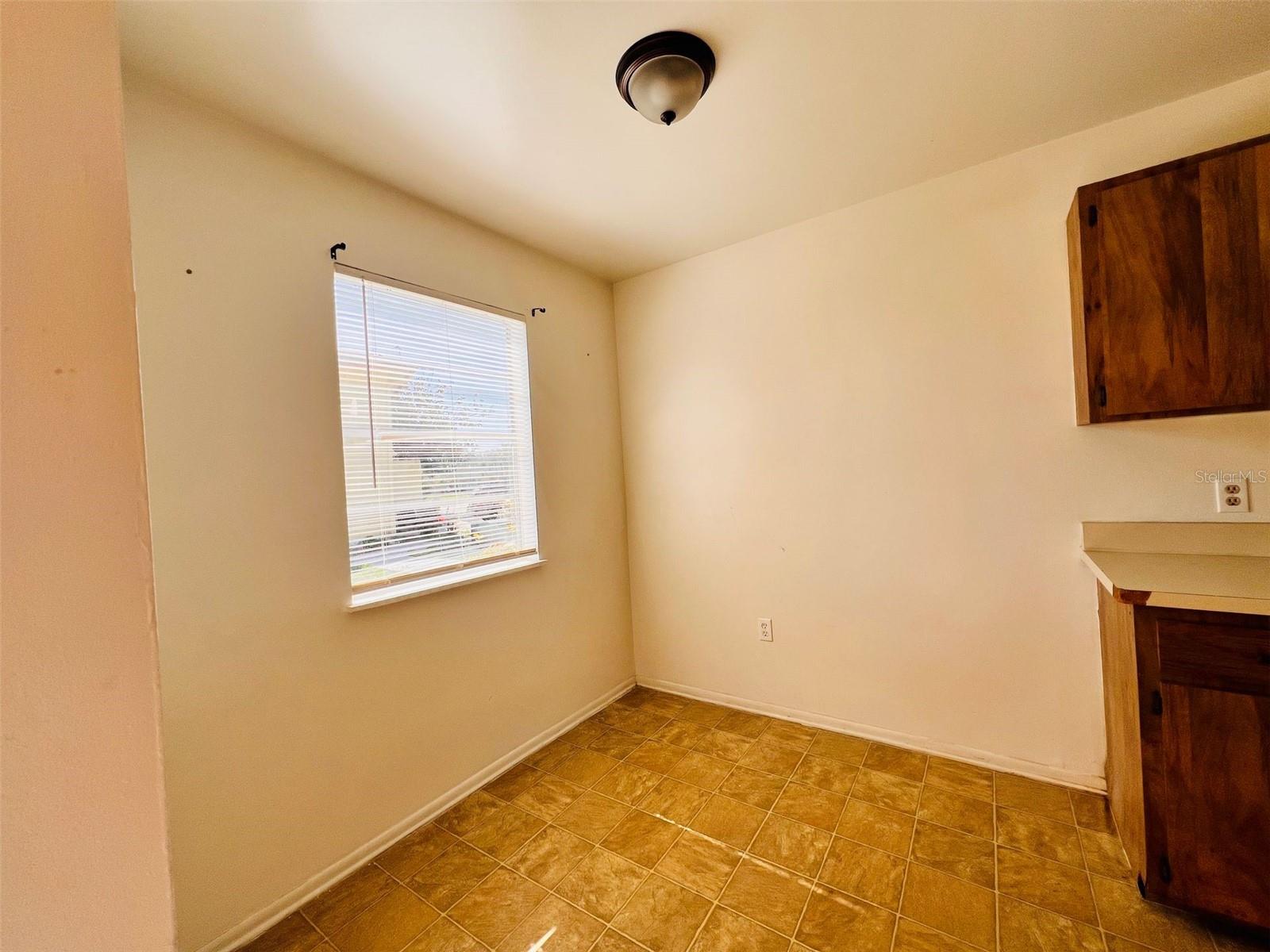 Image 8 of 13 For 2192 Knox Mcrae Drive 1