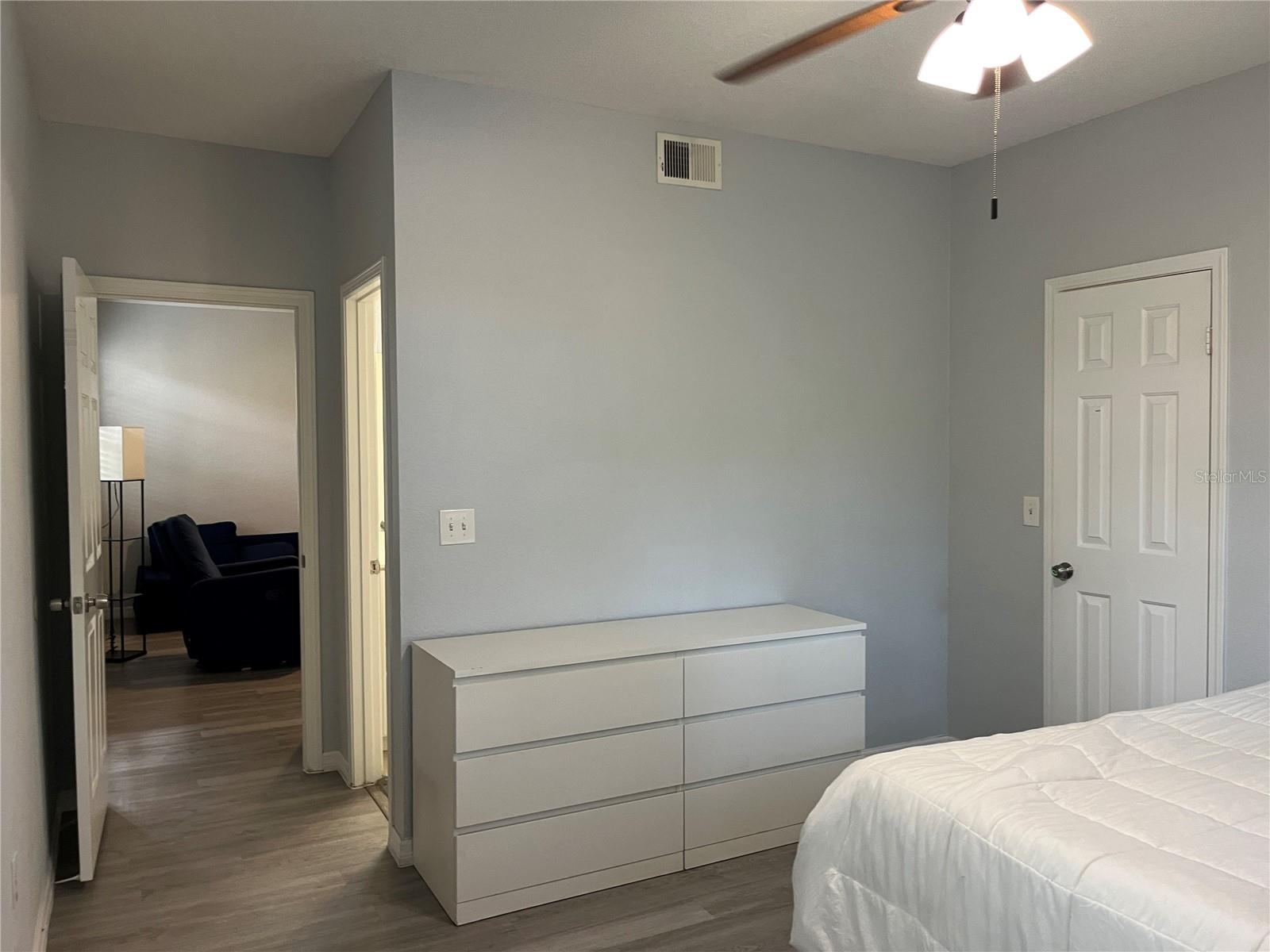 Image 10 of 20 For 2572 Robert Trent Jones Drive 1220