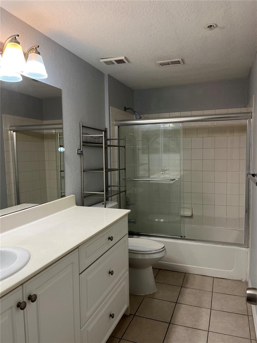 Image 14 of 20 For 2572 Robert Trent Jones Drive 1220