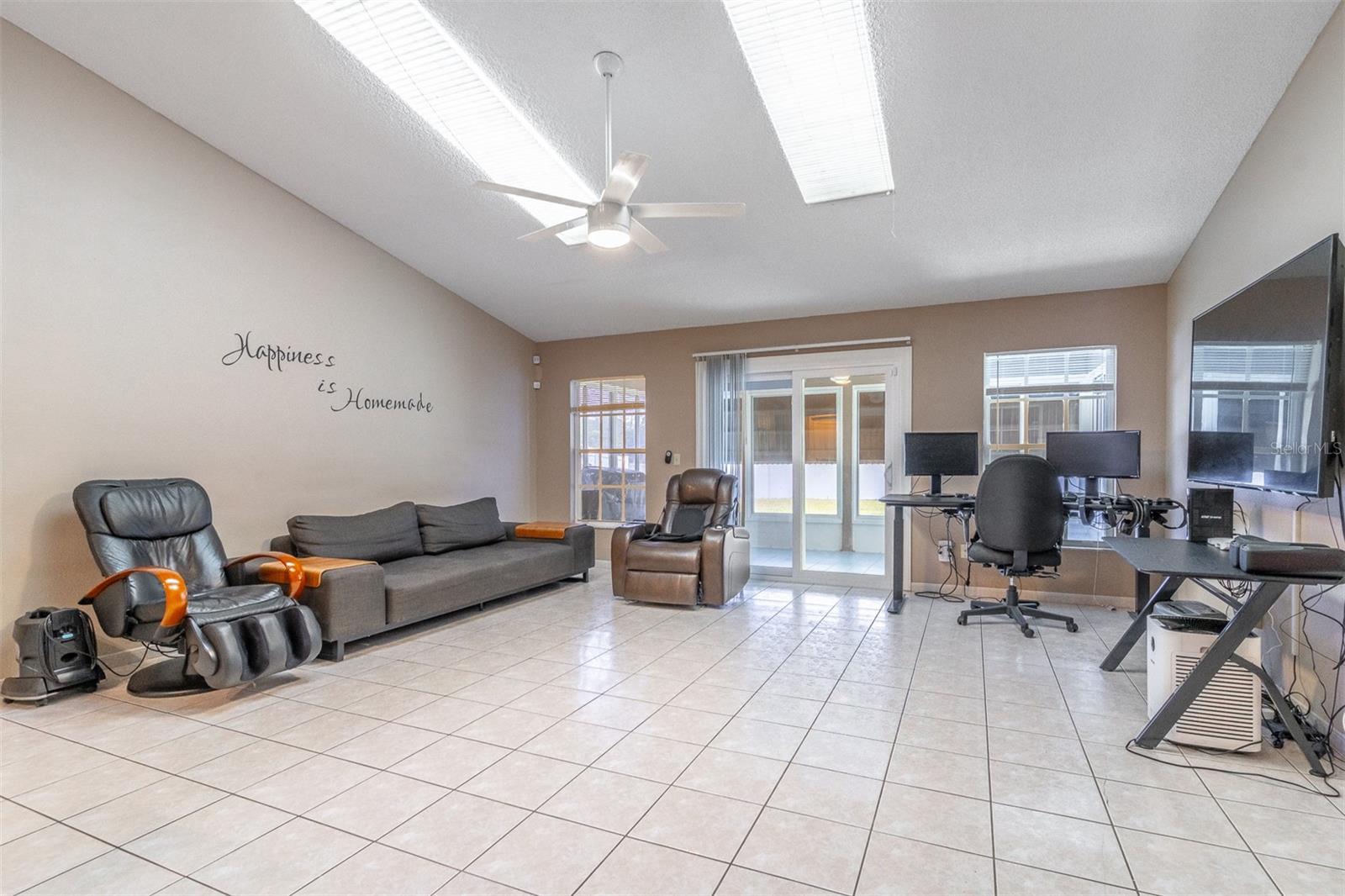 Image 13 of 42 For 11145 Cypress Leaf Drive