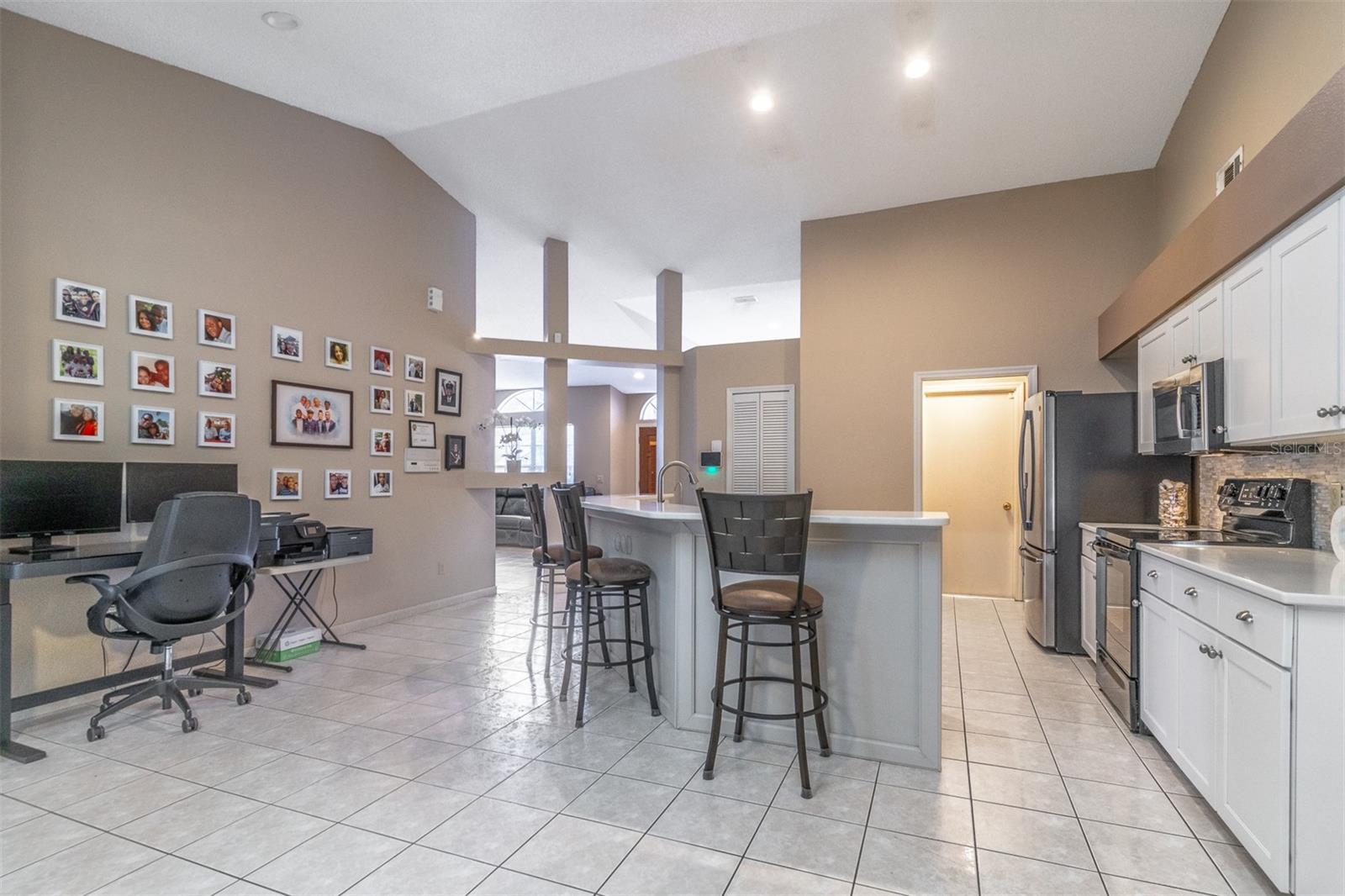 Image 18 of 42 For 11145 Cypress Leaf Drive