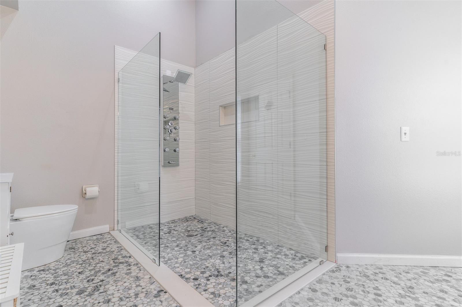 Image 23 of 42 For 11145 Cypress Leaf Drive