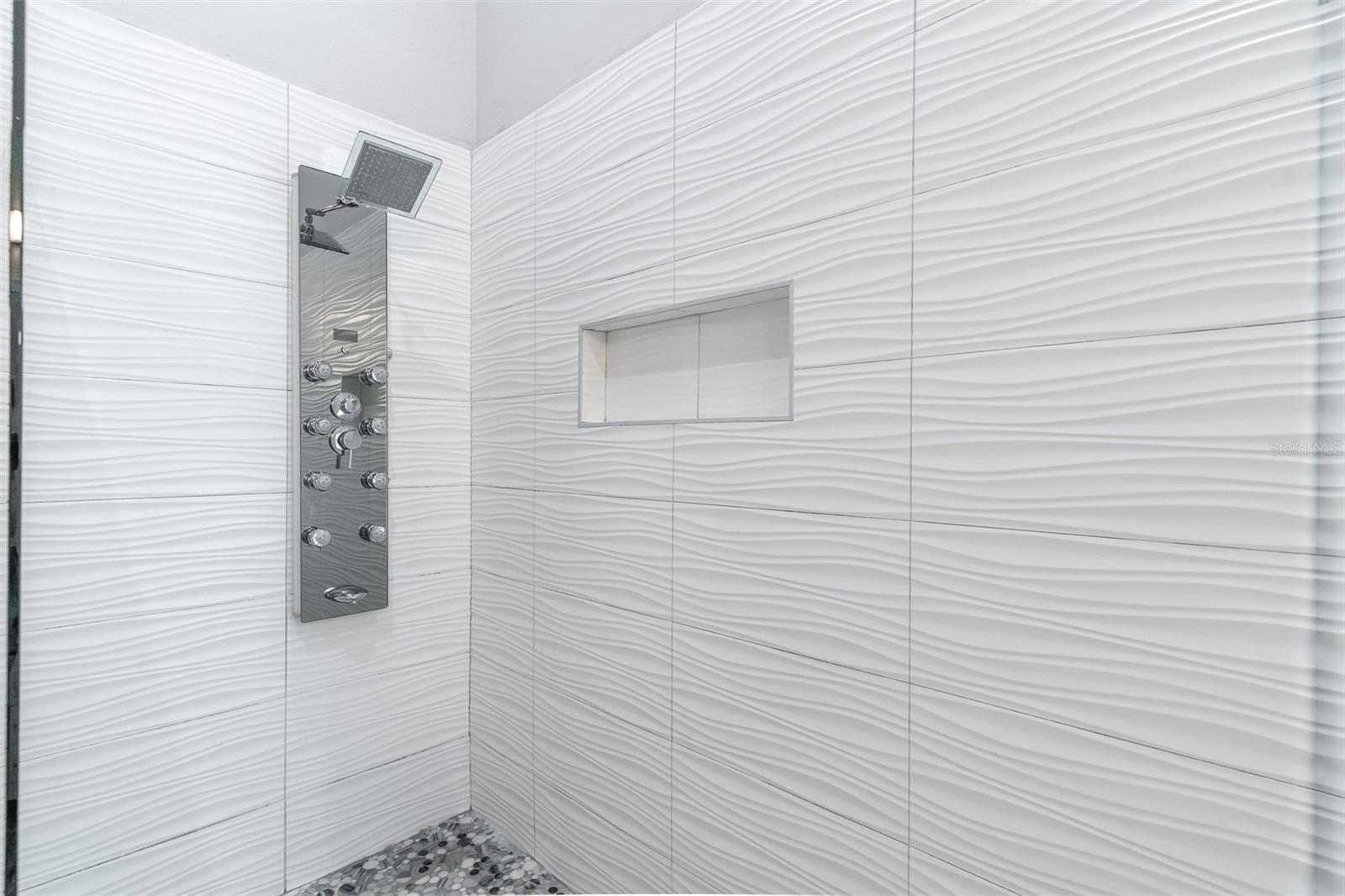 Image 24 of 42 For 11145 Cypress Leaf Drive