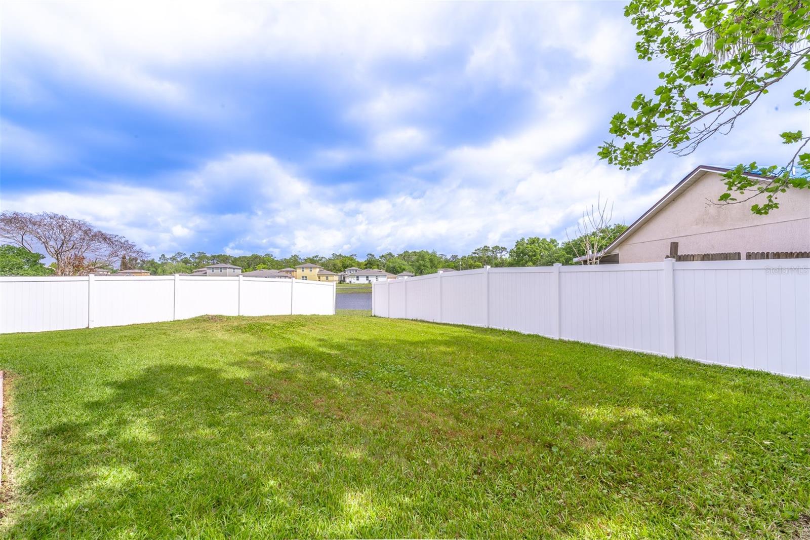 Image 32 of 42 For 11145 Cypress Leaf Drive