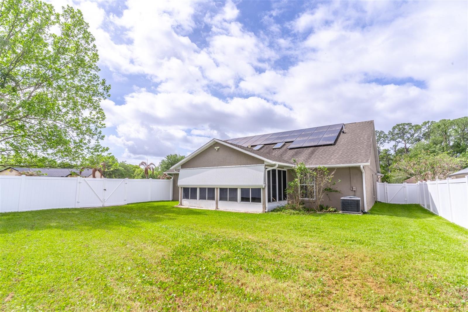 Image 34 of 42 For 11145 Cypress Leaf Drive