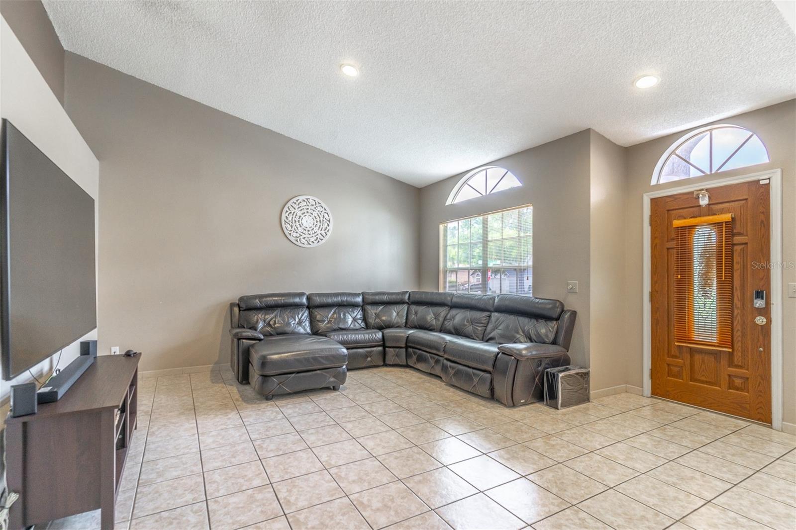 Image 4 of 42 For 11145 Cypress Leaf Drive